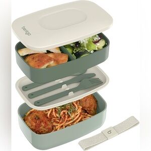 BentoGo Stackable Lunch Box - Green and Cream